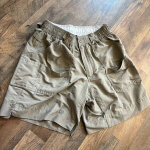 AFTCO Tan Fishing Shorts 32 Preppy Outdoors Boating Resortwear Sporty Old Money